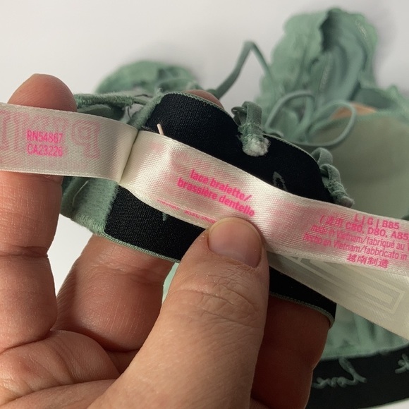 Pink Victoria’s Secret Lace Strappy back bralette green size large - Picture 7 of 7